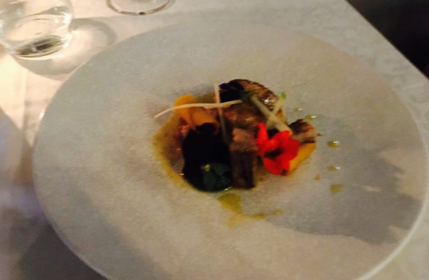 Basil's Fine Dining Restaurant餐厅图片