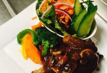 wooden door bistro美食图片