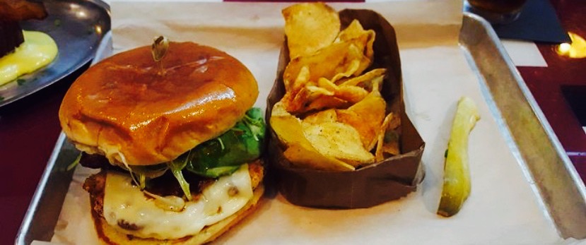 Canteen Bar & Grill餐厅图片