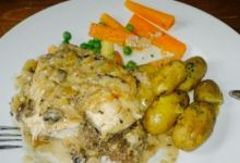 Crown & Anchor美食图片