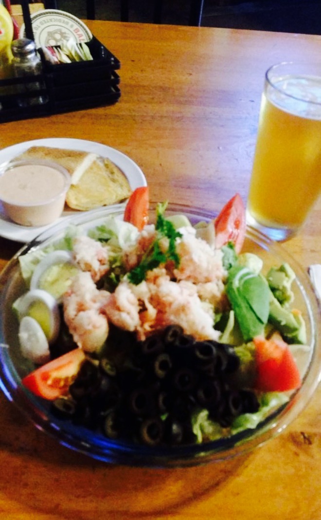 Mott Canyon Tavern & Grill