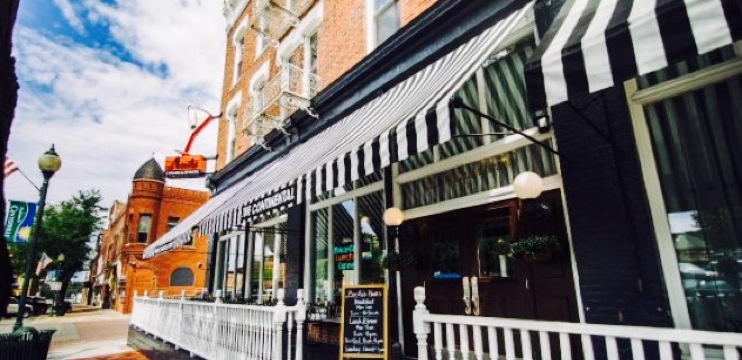 Lucile's Steaks & Spirits