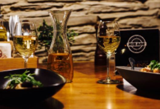 Mirage Authentic美食图片