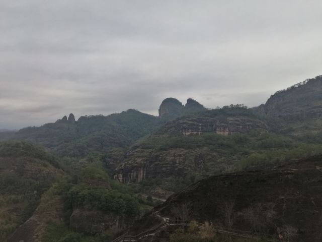 천유봉