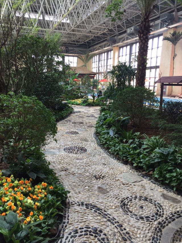 The Ronghe Xinyuan Hot Springs at Arcadia Seaside Holiday Hotel
