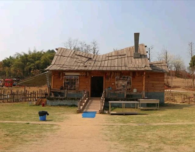 동화의 숲 Attractions - 청두 Travel Review -2018년 4월 21일Travel Guide - Trip.com