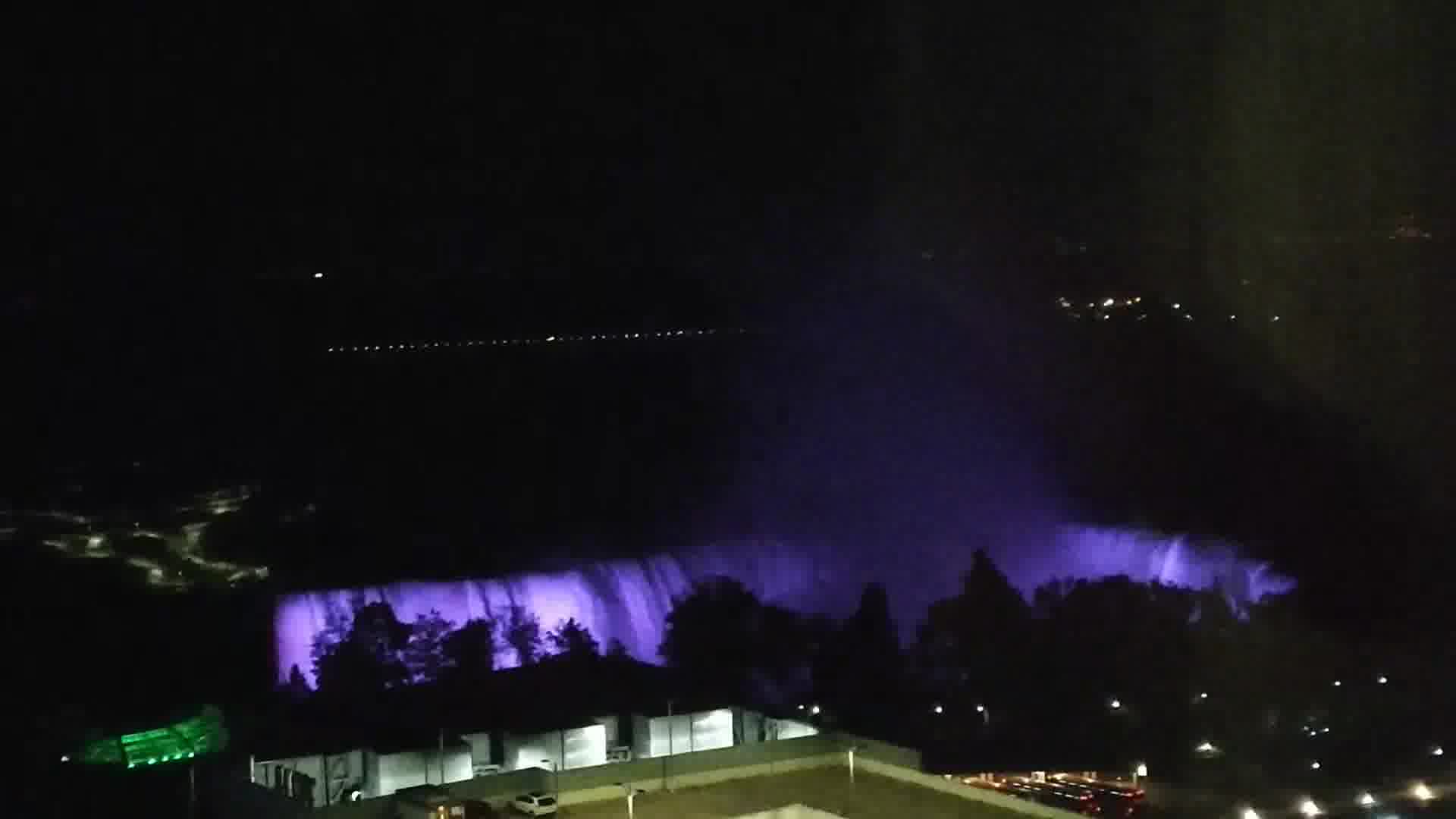 尼亚加拉瀑布夜景