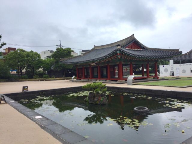 관덕정