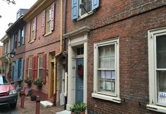 Elfreth's Alley