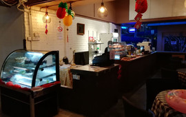 Sisters  9 Cafe