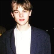 爱得瑟的黄大爷