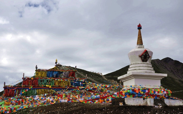 自驾西藏敦煌24天，第四天 康定至稻城