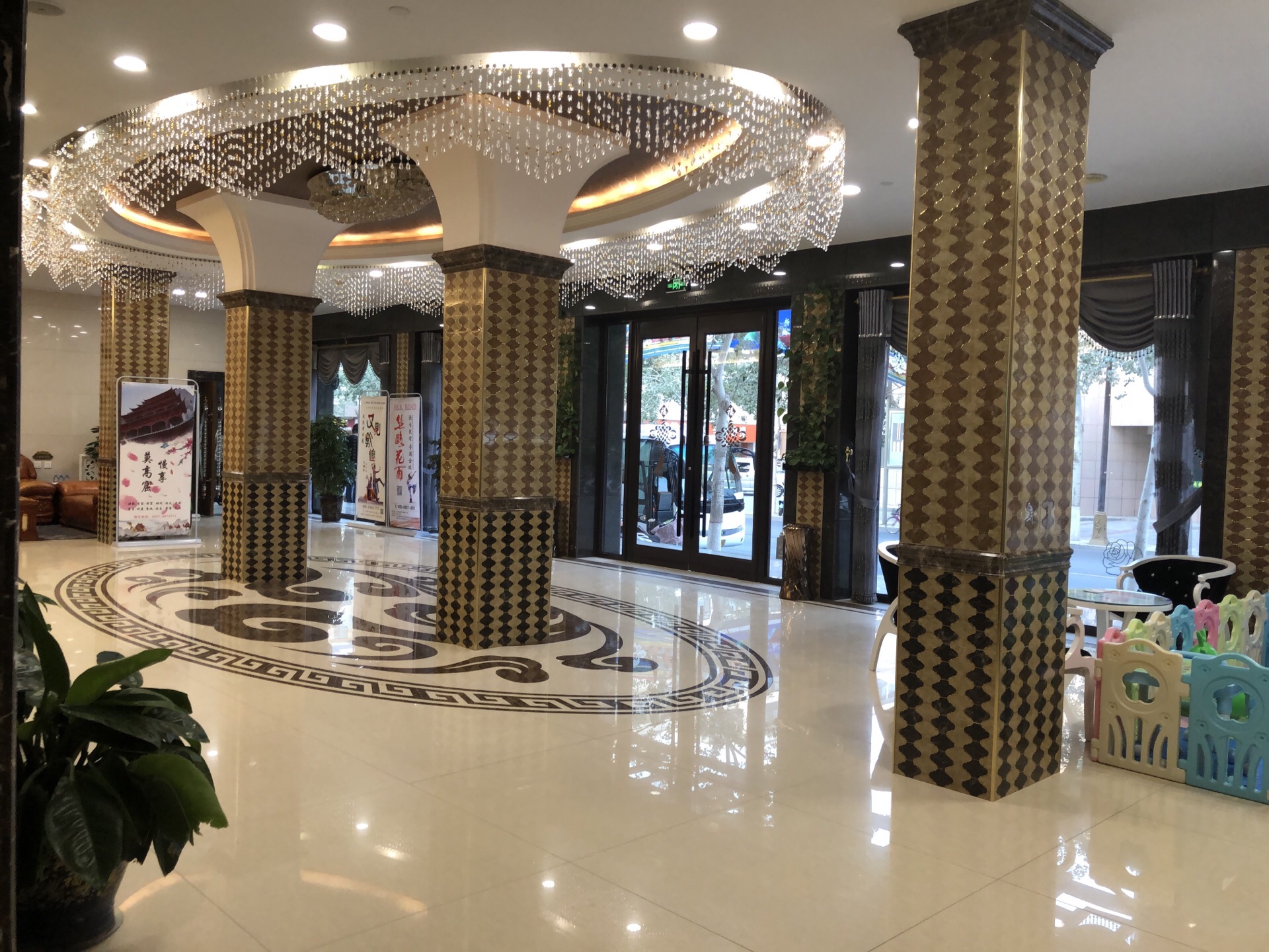 川香阁(迎宾路店)