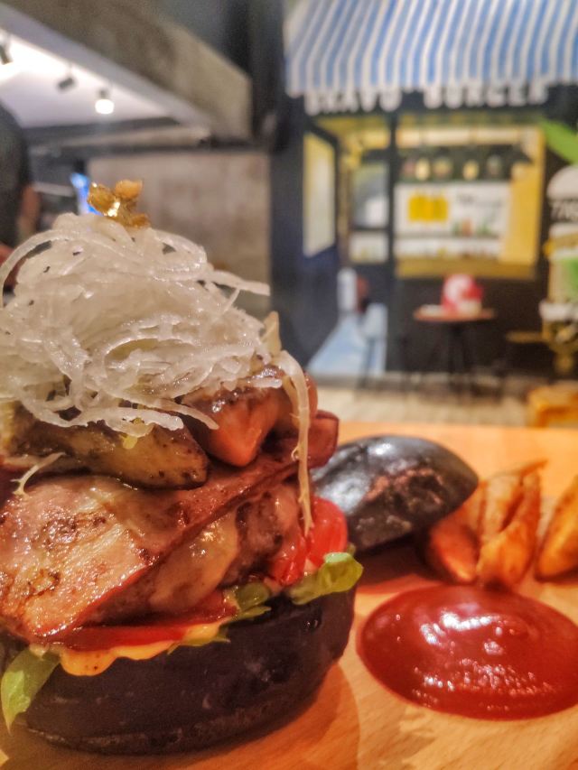 BRAVO BURGER+
