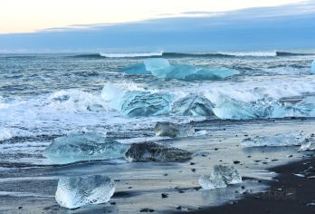 冰河湖+钻石沙滩+塞里雅兰瀑布一日游【英文导游丨可选游船】【雷克雅未克往返，可选雷市接送，感受冰岛南海岸的壮丽美景】