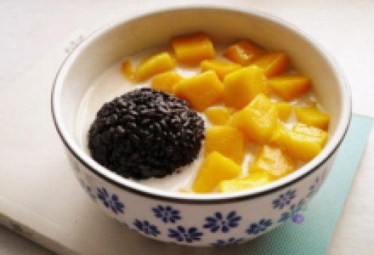 巴厘岛美食图片-黑米甜品