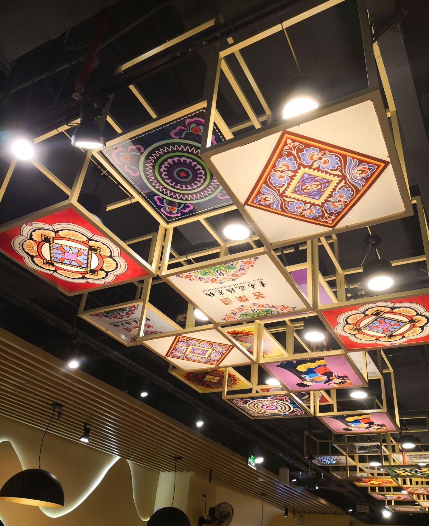 小阿哥米线·黄焖鸡米饭餐厅图片