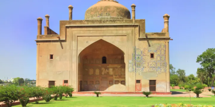 阿夫扎爾汗陵墓