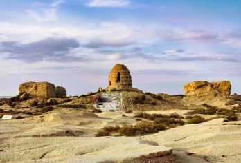 榆林窟+西千佛洞+大地之子一日游【小车出行接送服务行程自由】【一车一团，行程自由】