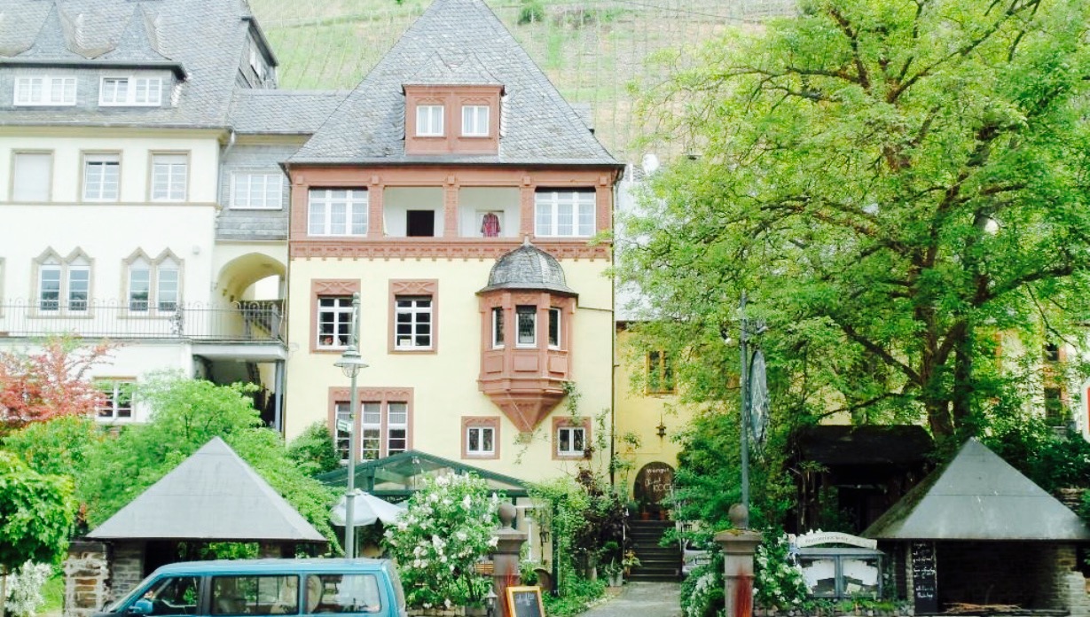 Gutsweinschaenke Till E.