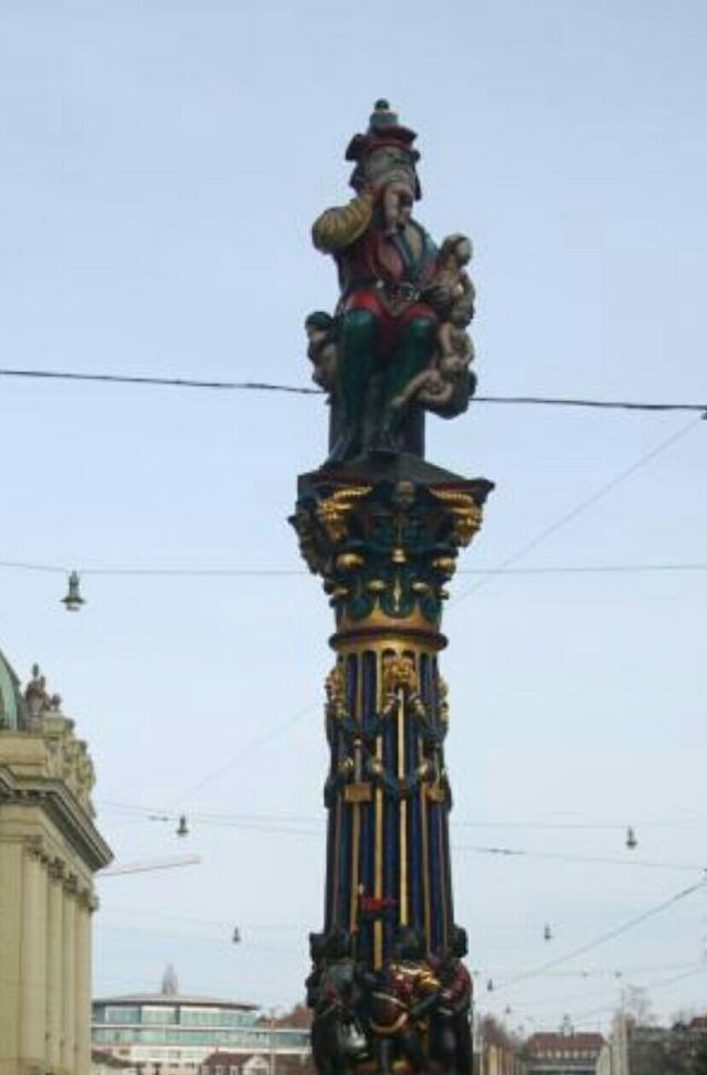 Child Eater Fountain (Kindlifresserbrunnen)