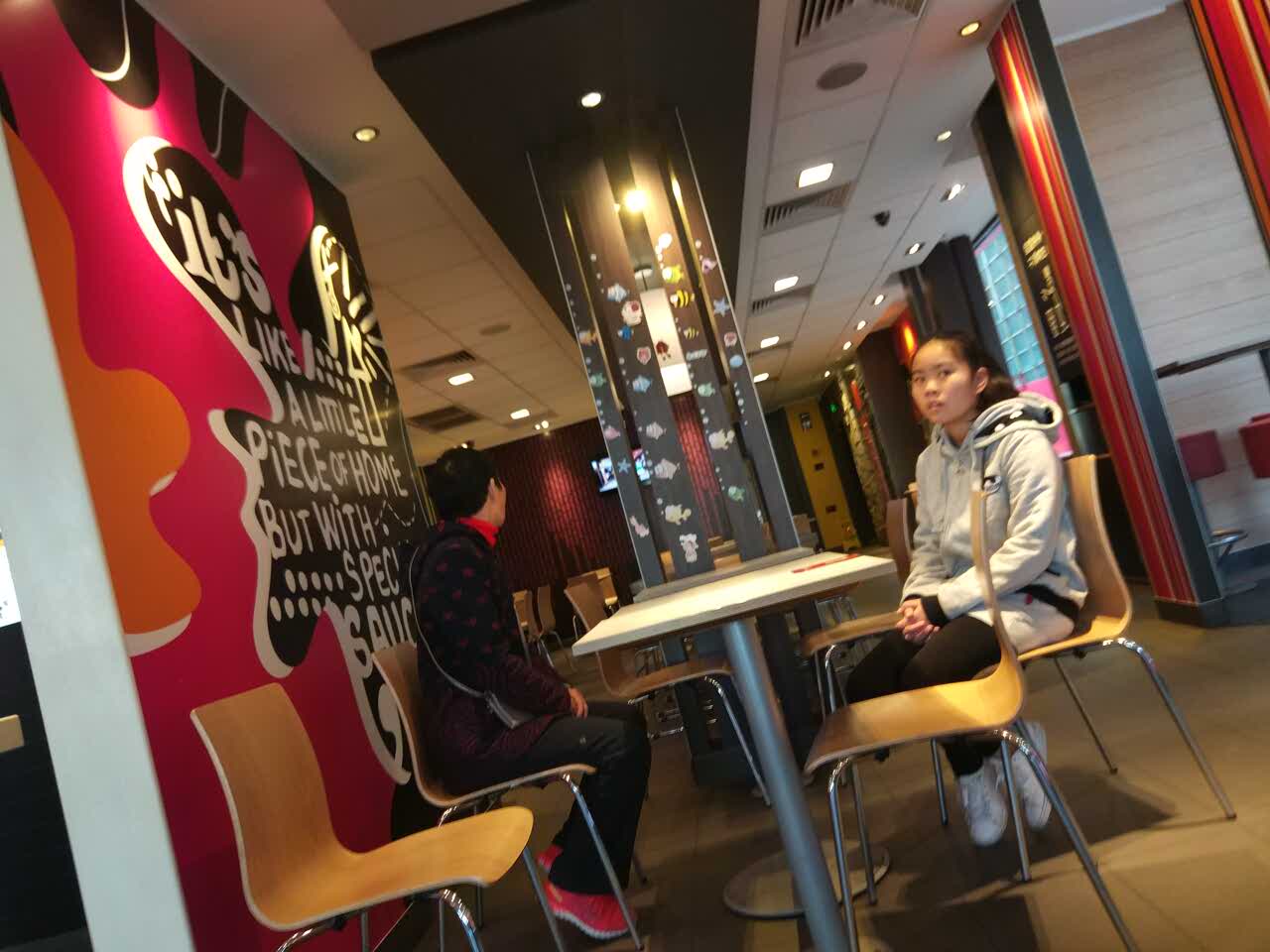 麦当劳(万科魅力广场店)