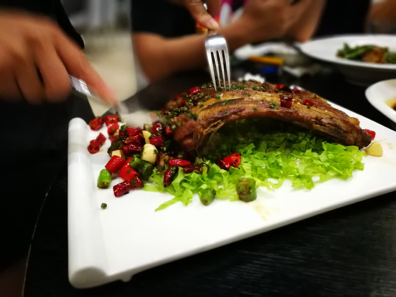 河畔春天时尚餐厅餐厅图片