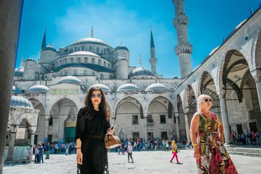 土耳其这是一个“充满质感”的国家，在这片土地上，到处可见古老的战场、城堡的废墟以及建立于各个伟大王朝