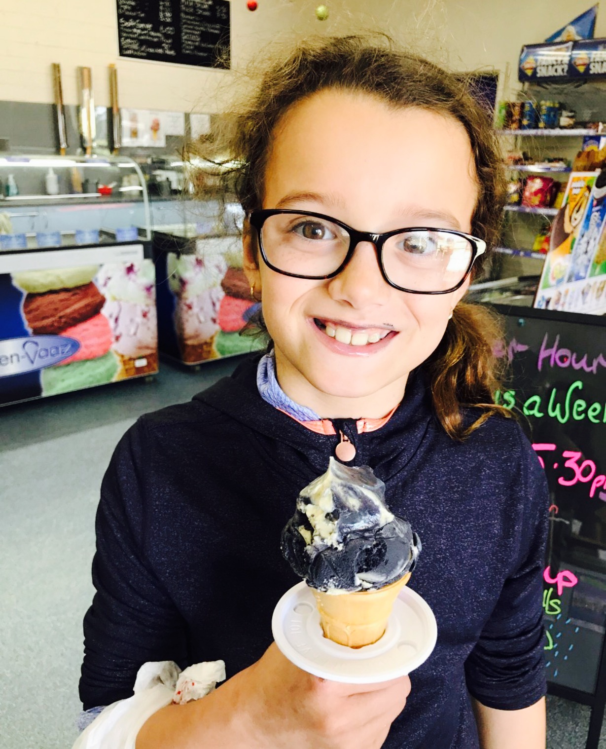 Aurelia's Ice Creamery and Cafe