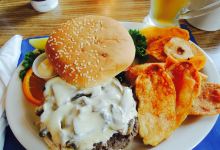 Iron Kettle美食图片