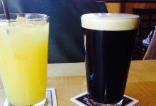 Maple Leaf Malt & Brewing Co美食图片