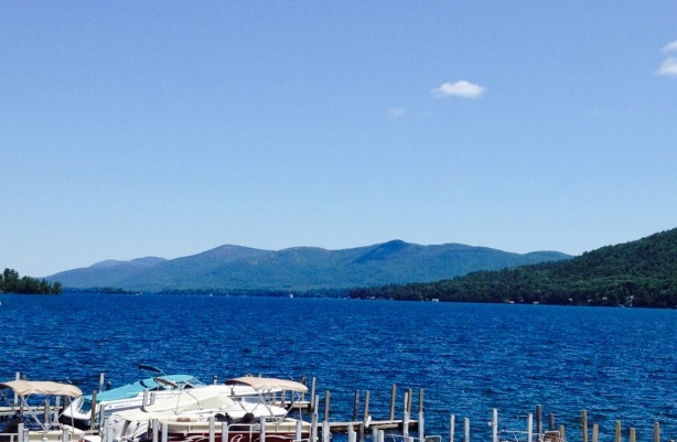 Lake George Shoreline餐厅图片