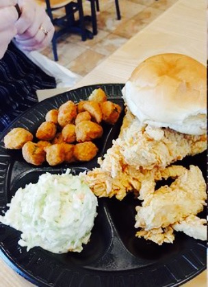 Golden Chick餐厅图片