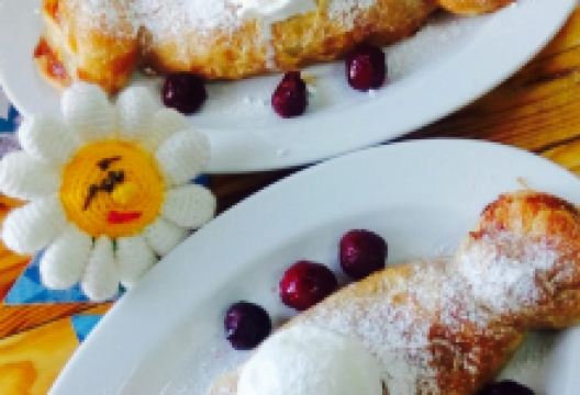 Semeinaya Pelmennaya美食图片