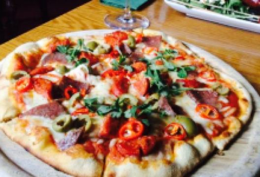 The Surrey Oaks美食图片