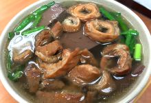 天然红豆腐猪血汤美食图片