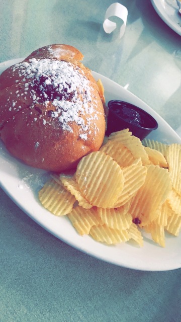 Flamingo Row餐厅图片