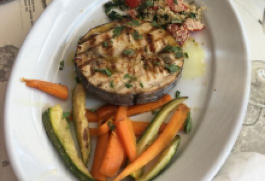 Nikos Gallop Restaurant美食图片