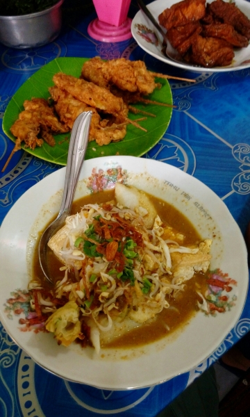 Kupat Tahu Pak Slamet