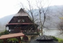 Krzywa Chata Nad Zapora W Wapienicy美食图片