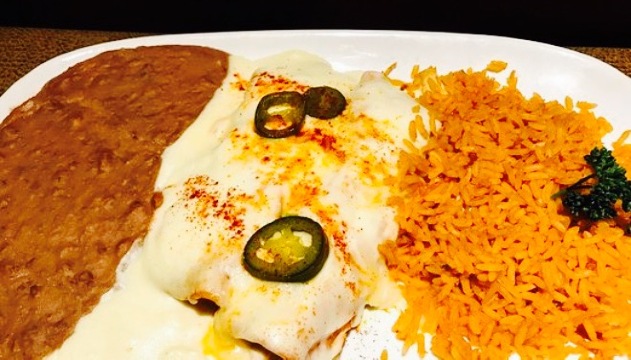 Mena's TexMex Grill