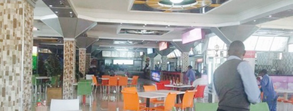 Sana Food Court