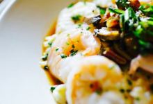 Village Tavern美食图片