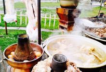 新疆风味土火锅快餐美食图片