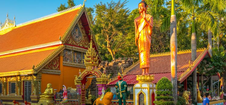 Wat Si Muang travel guidebook –must visit attractions in Vientiane ...