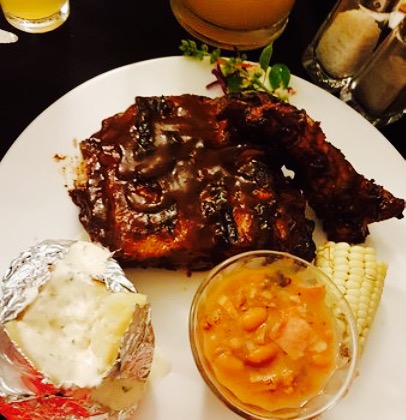 La 5ta avenida BBQ Grill & Beers餐厅图片