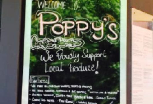 Poppy's Courtyard Cafe美食图片