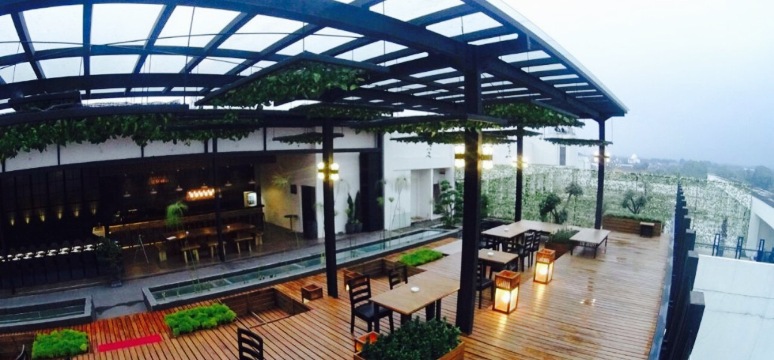 Ambalika Resto & RooftopBar