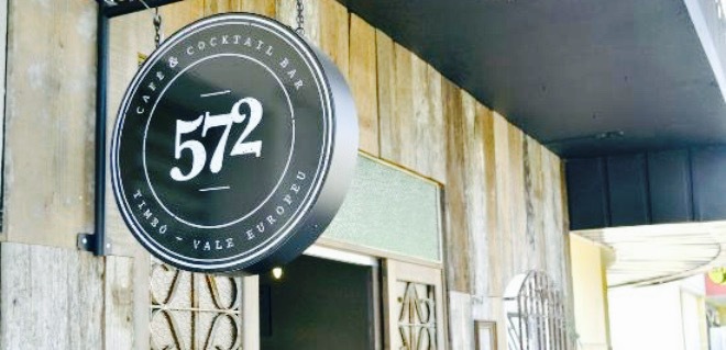 572 Cafe & Cocktail Bar