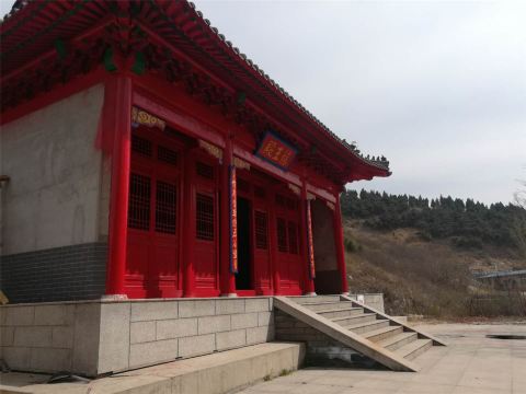 Gallery 2